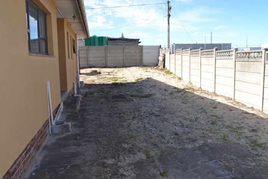 3 Bedroom Property for Sale in Mandalay Western Cape